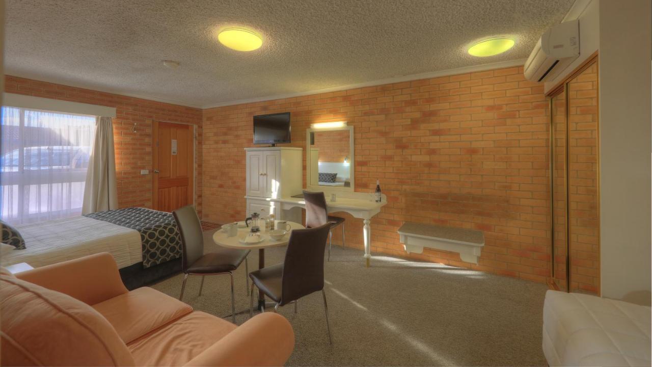 Cousins Motor Inn Inverell Eksteriør billede