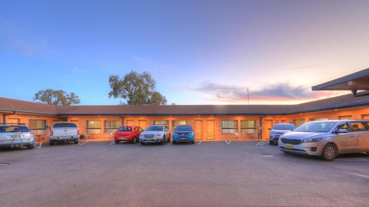 Cousins Motor Inn Inverell Eksteriør billede